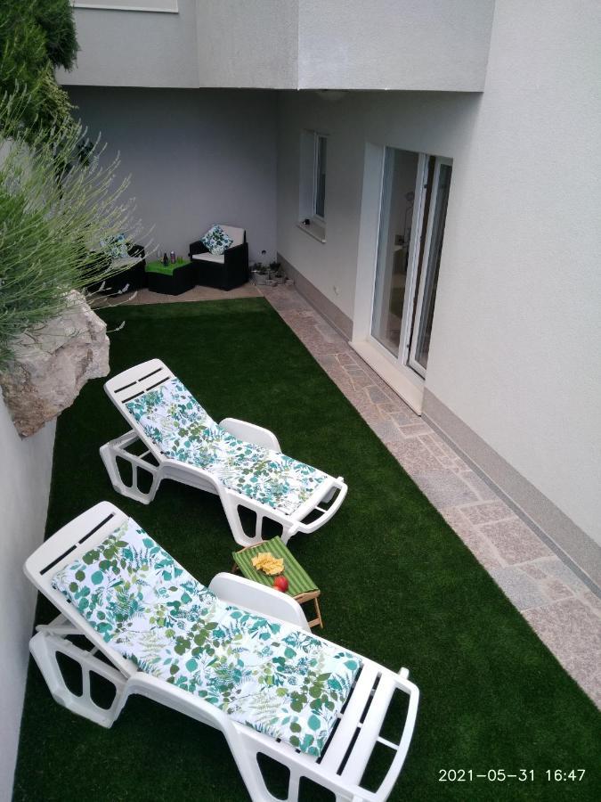 Private Pool And Sea View Apartment Omiš Exteriér fotografie